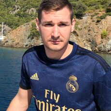 Артём