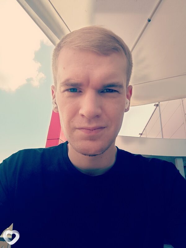 Женя