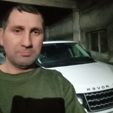 Артём