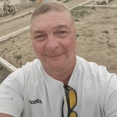 Геннадий