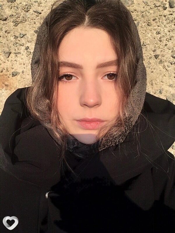 Полина