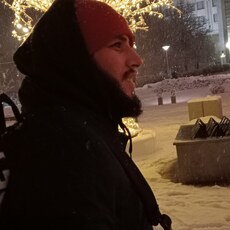 Артём