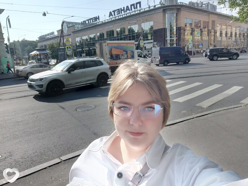 Ева