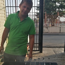 Толя